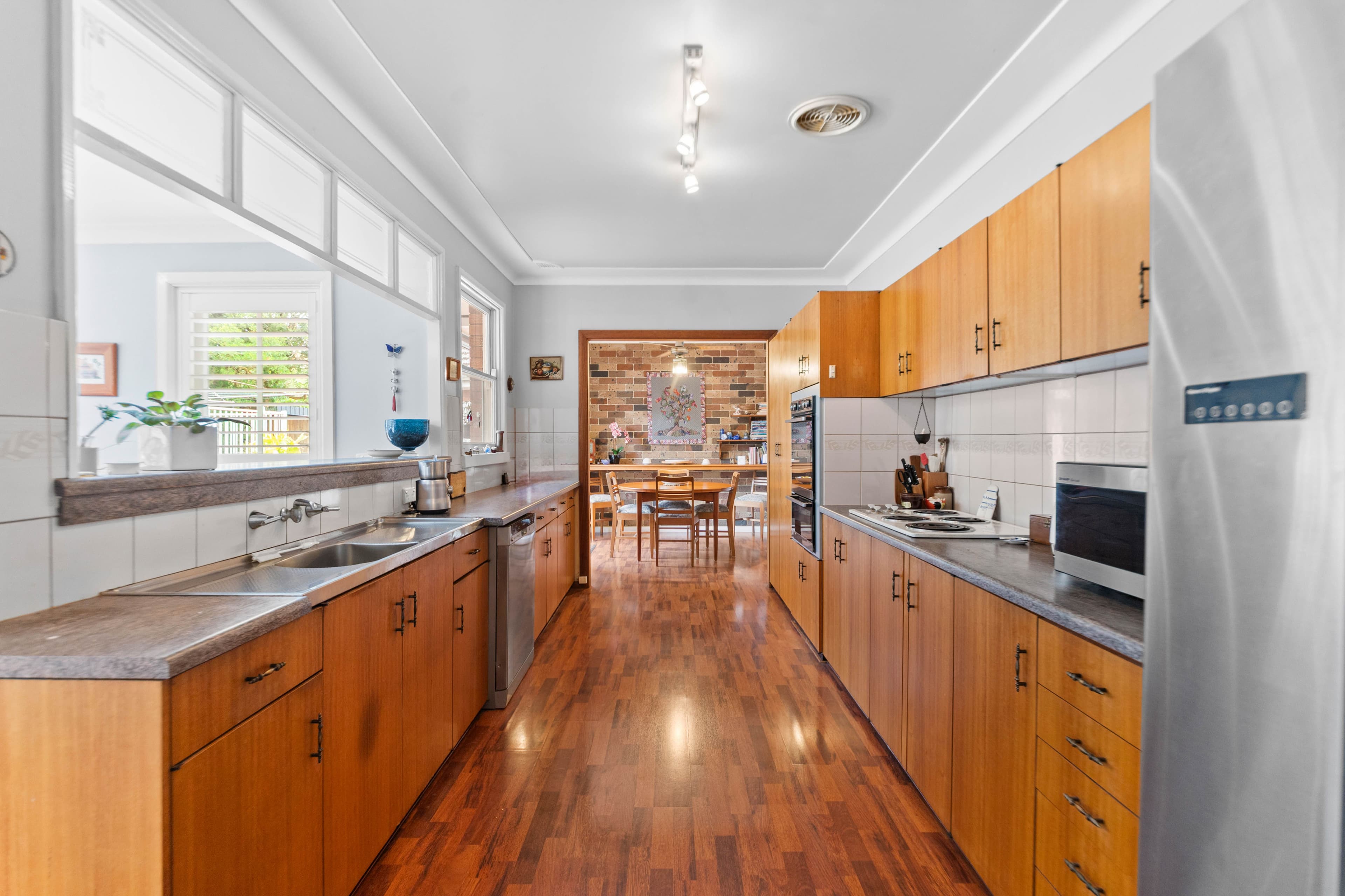 16 Wearne Avenue, Pennant Hills NSW 2120, Pennant Hills - Thumbnail 5