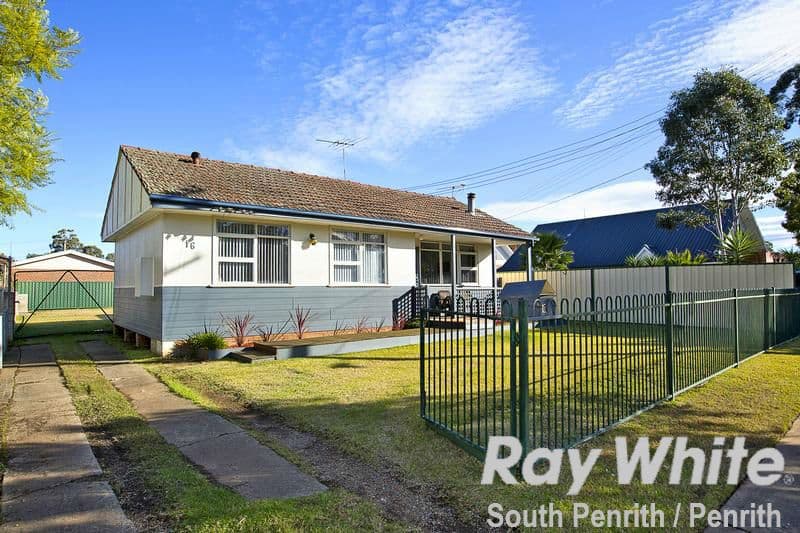 16 Hobart Street, Oxley Park - Image 1