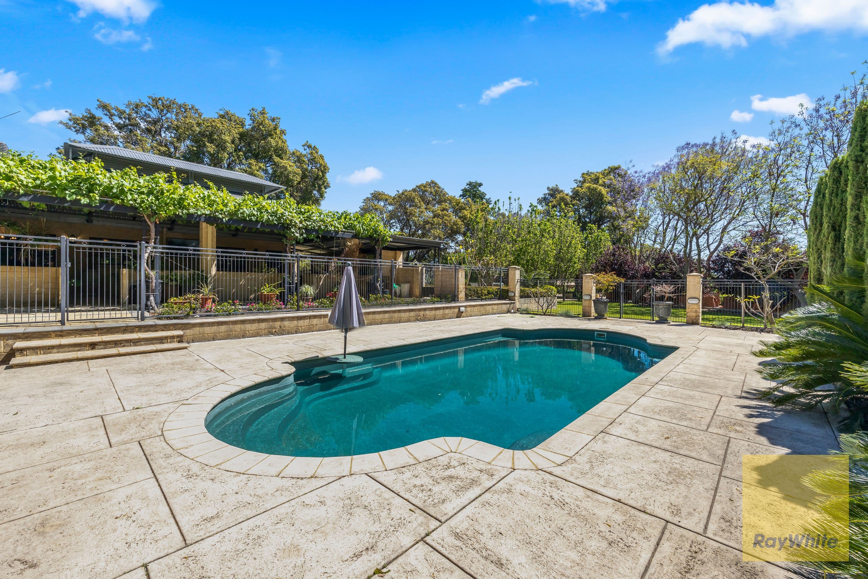 109 Crystal Brook Road, Wattle Grove WA 6107, Wattle Grove - Thumbnail 8