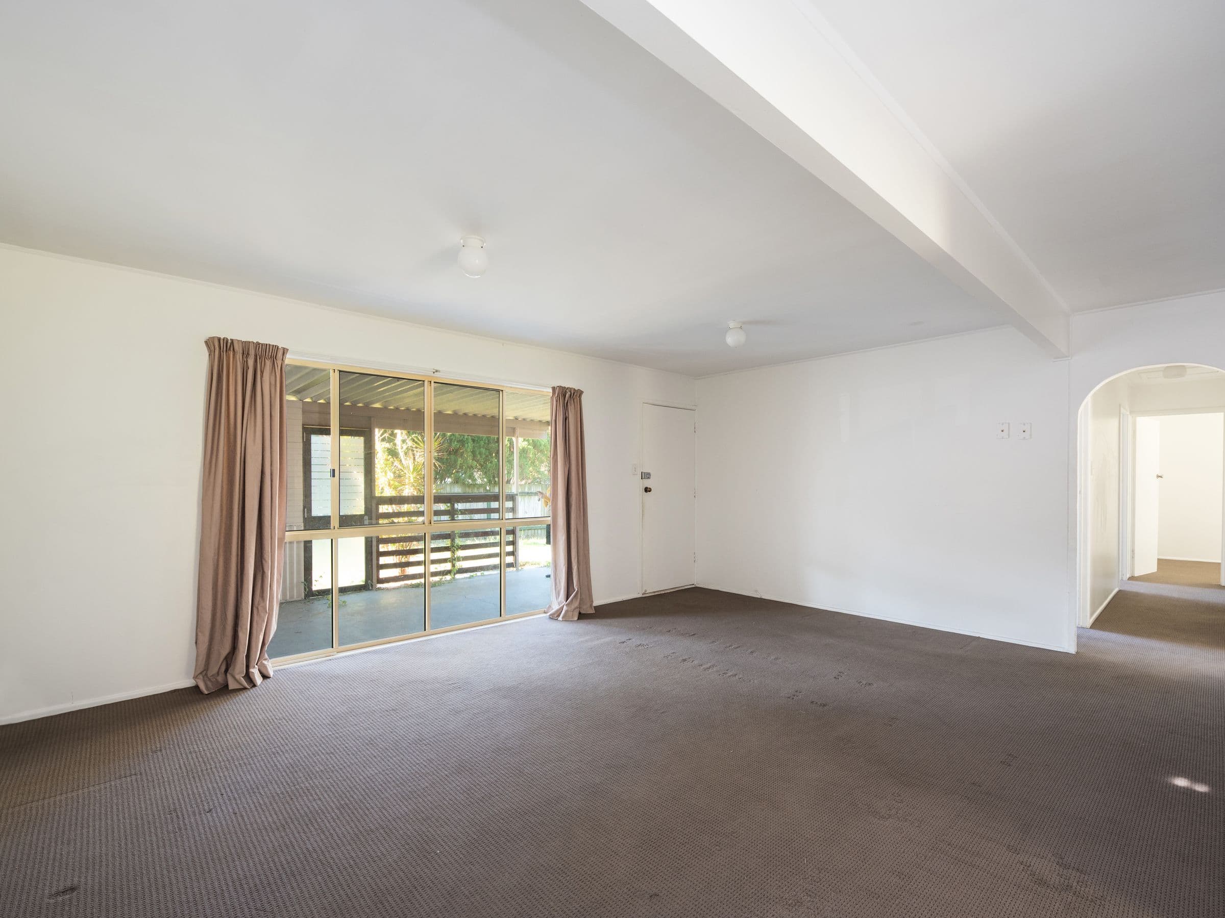 8 Ewinga Street, Kingston QLD 4114, Kingston - Thumbnail 5