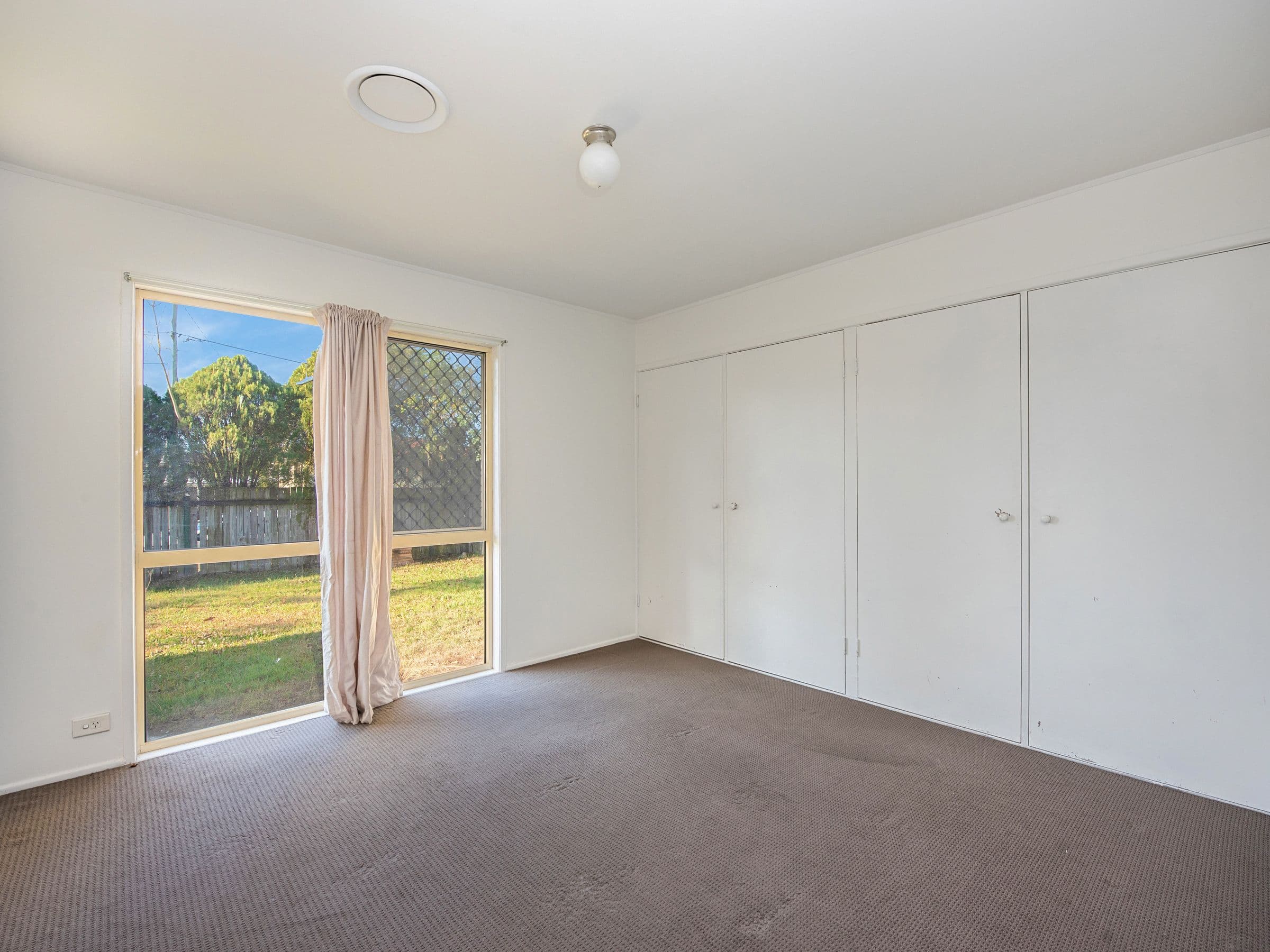 8 Ewinga Street, Kingston QLD 4114, Kingston - Thumbnail 8