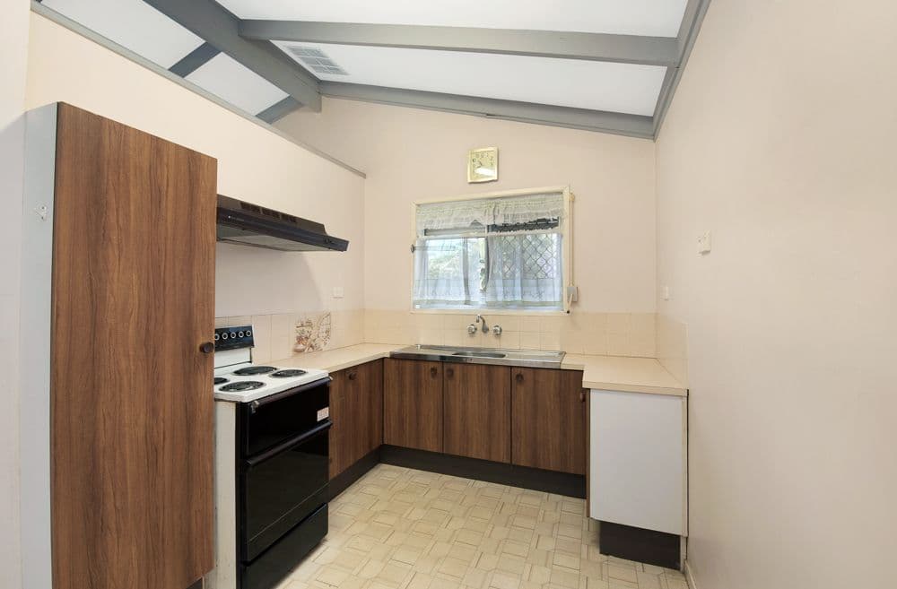 22 Summer Street, Deception Bay QLD 4508, Deception Bay - Thumbnail 5