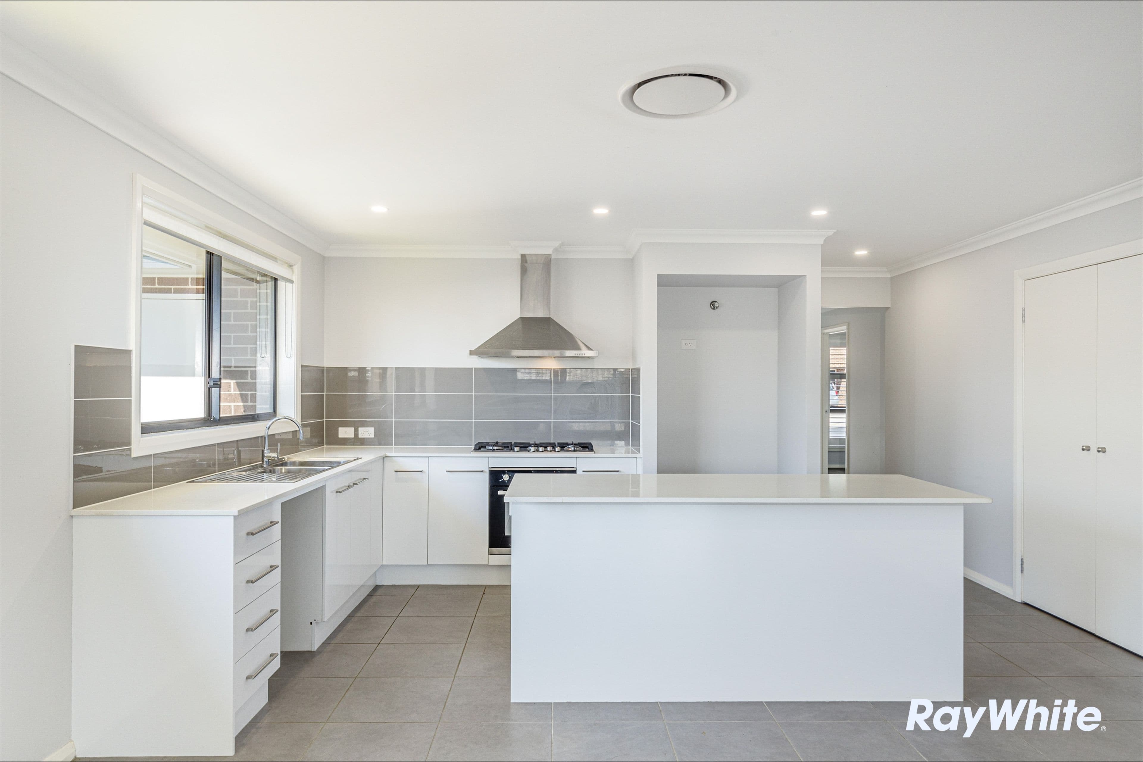 4 Callisto Street, Riverstone NSW 2765, Riverstone - Thumbnail 3