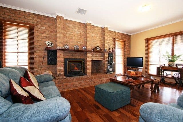 1 Lyall Drive, WERRIBEE VIC 3030, Werribee - Thumbnail 2