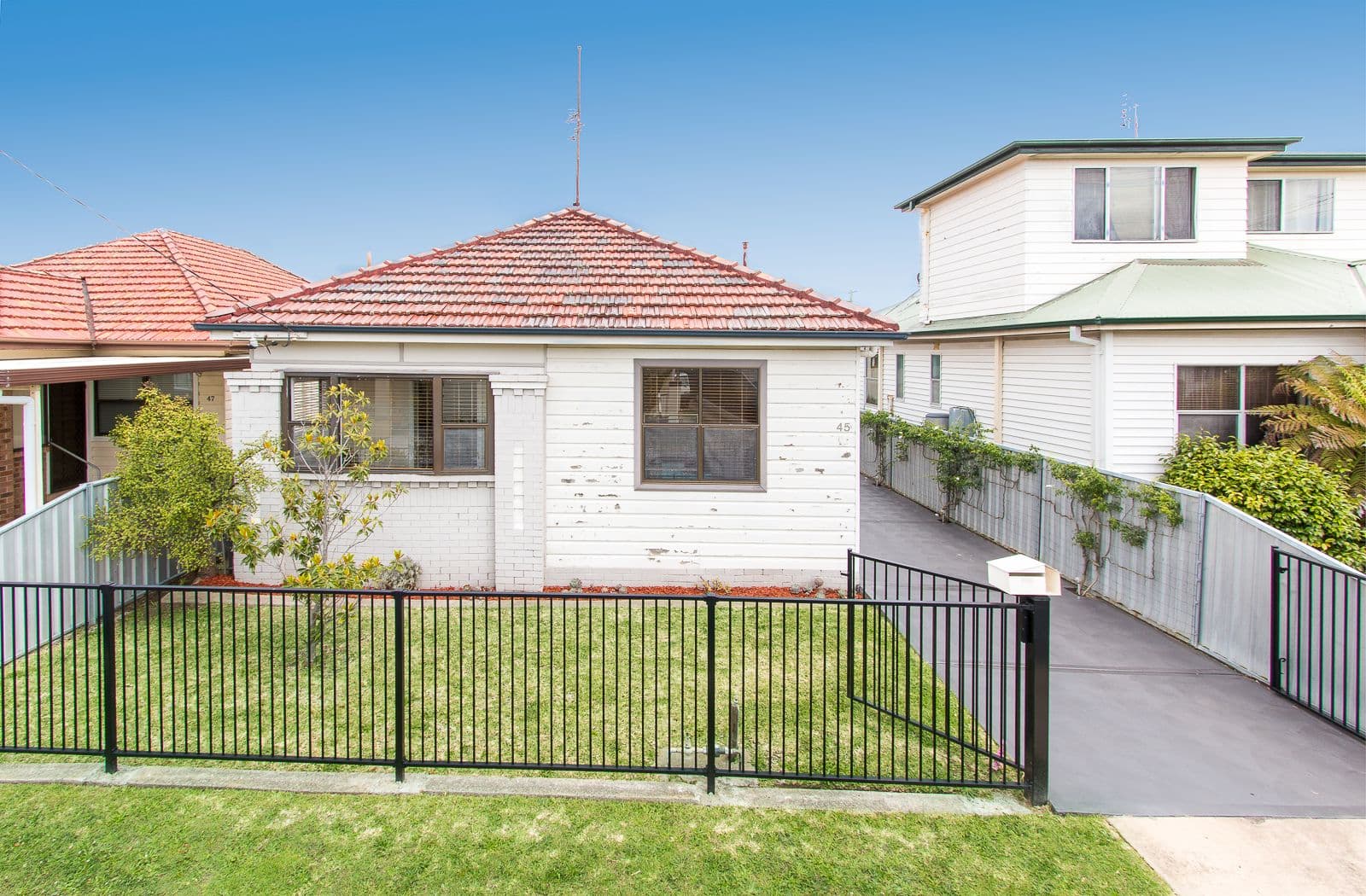 45 Sparke Street, Georgetown - Thumbnail 2
