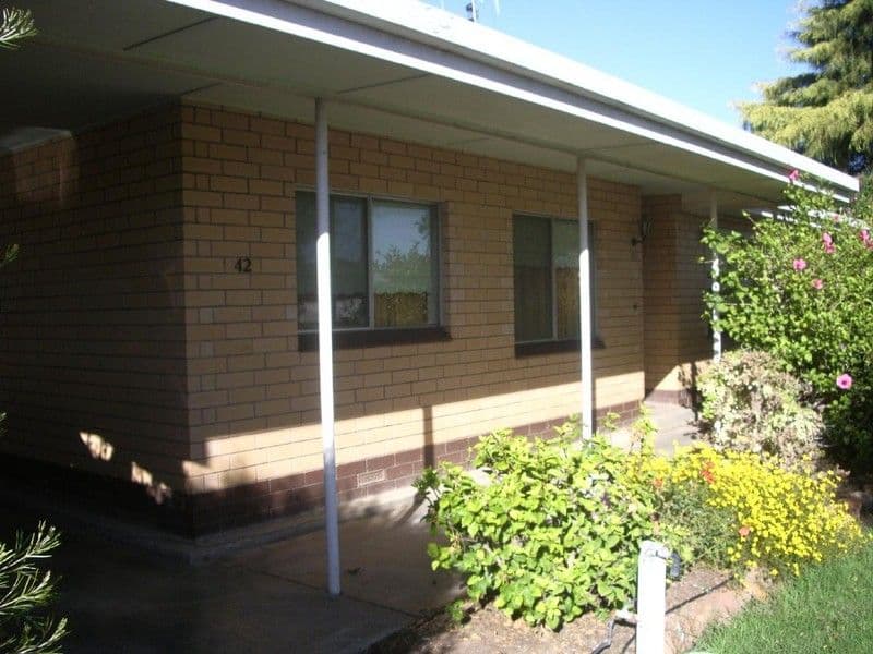 42 Venn Avenue, BORDERTOWN SA 5268, Bordertown - Thumbnail 2