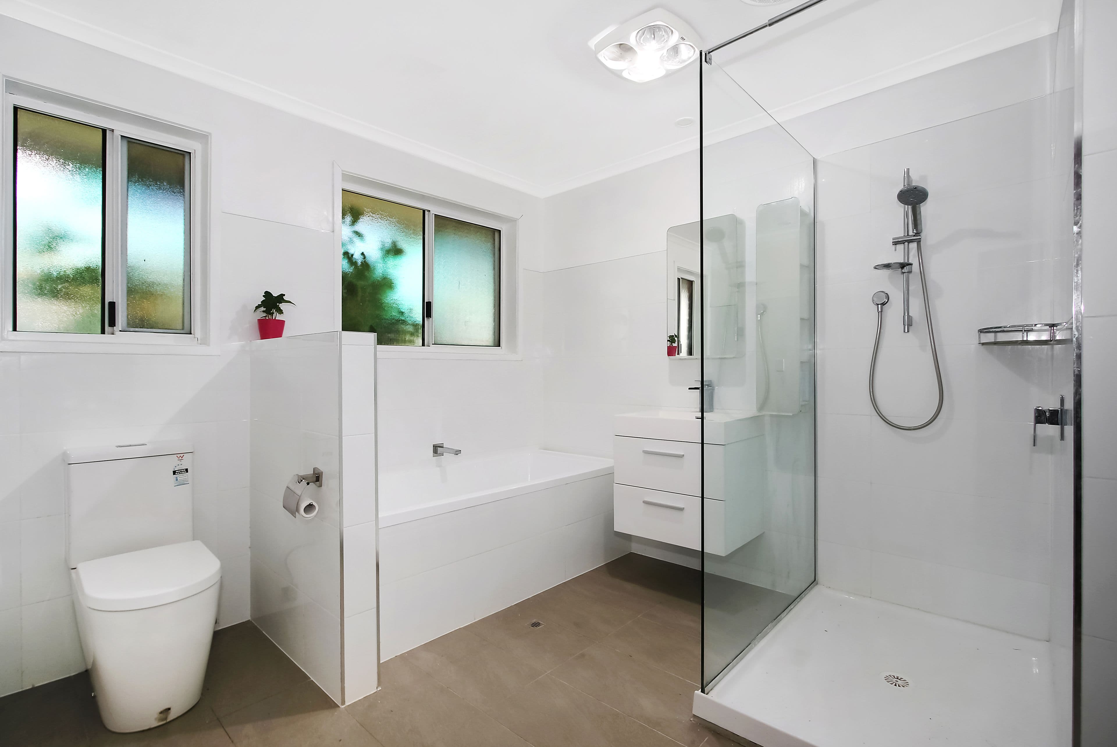 514 Webb Street, Lavington - Thumbnail 3