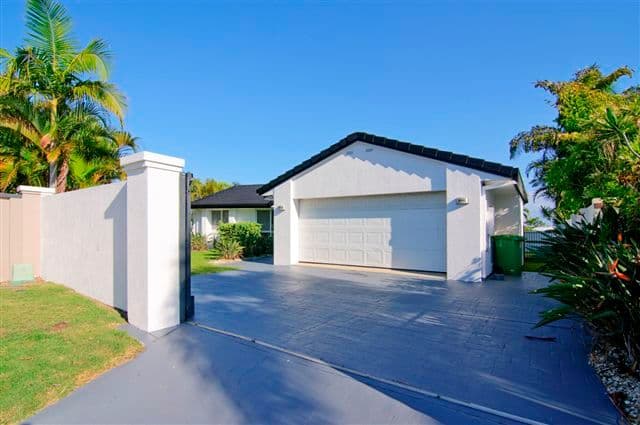 4 Greenwich Court, RUNAWAY BAY QLD 4216, Runaway Bay - Thumbnail 7
