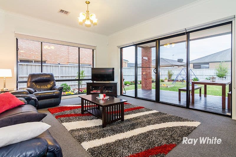 5 Colendy Close, Lyndhurst VIC 3975, Lyndhurst - Thumbnail 2