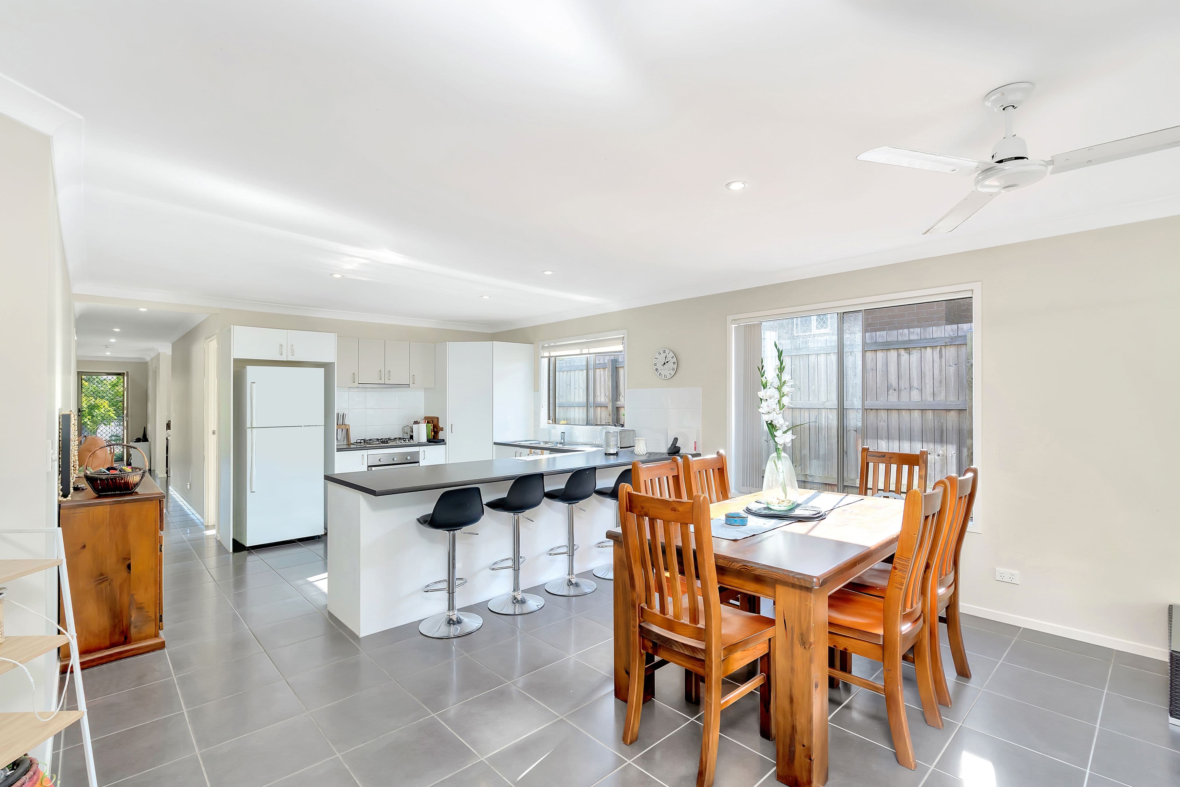10 Kelly Avenue, Coomera QLD 4209, Coomera - Thumbnail 3