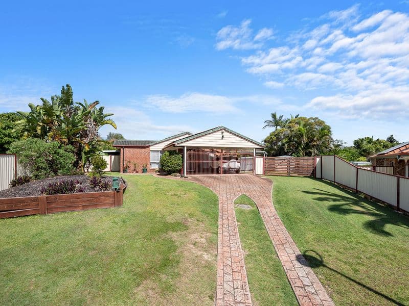 11 Ferngrove Court, Heritage Park - Image 1