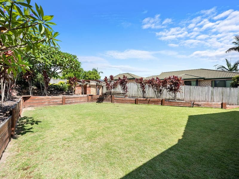 11 Ferngrove Court, Heritage Park - Thumbnail 8