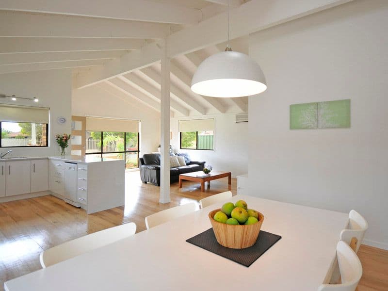 8 Cyclades Crescent, CURRUMBIN WATERS QLD 4223, Currumbin Waters - Image 1