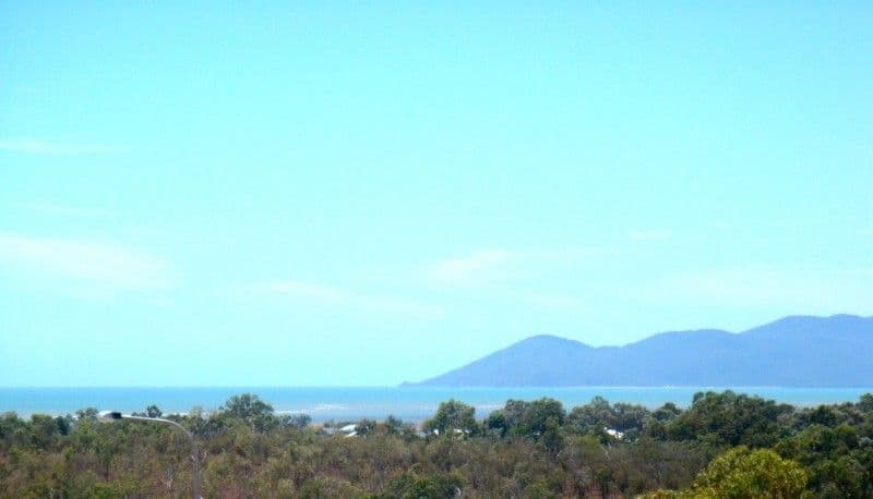 140 Goicoechea Drive, BUSHLAND BEACH QLD 4818, Bushland Beach - Thumbnail 4