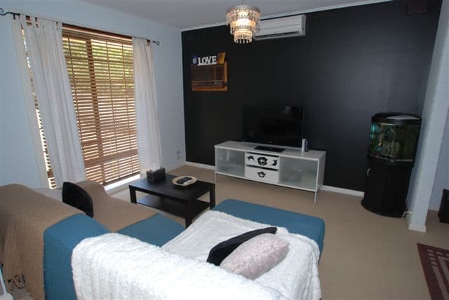 9 Hazel Grove, RIDGEHAVEN SA 5097, Ridgehaven - Thumbnail 2
