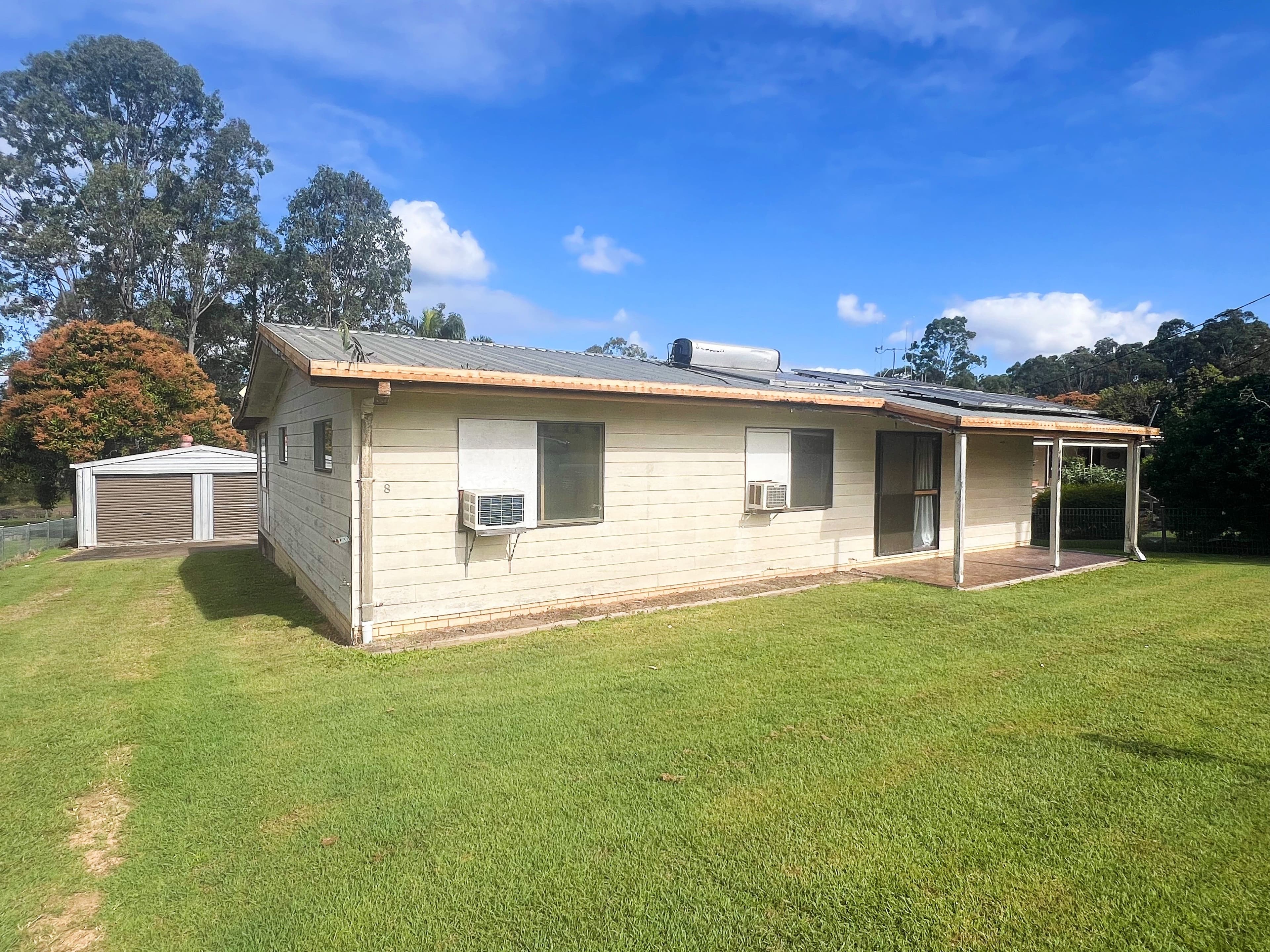8 Manning Street, Gin Gin QLD 4671, Gin Gin - Image 1