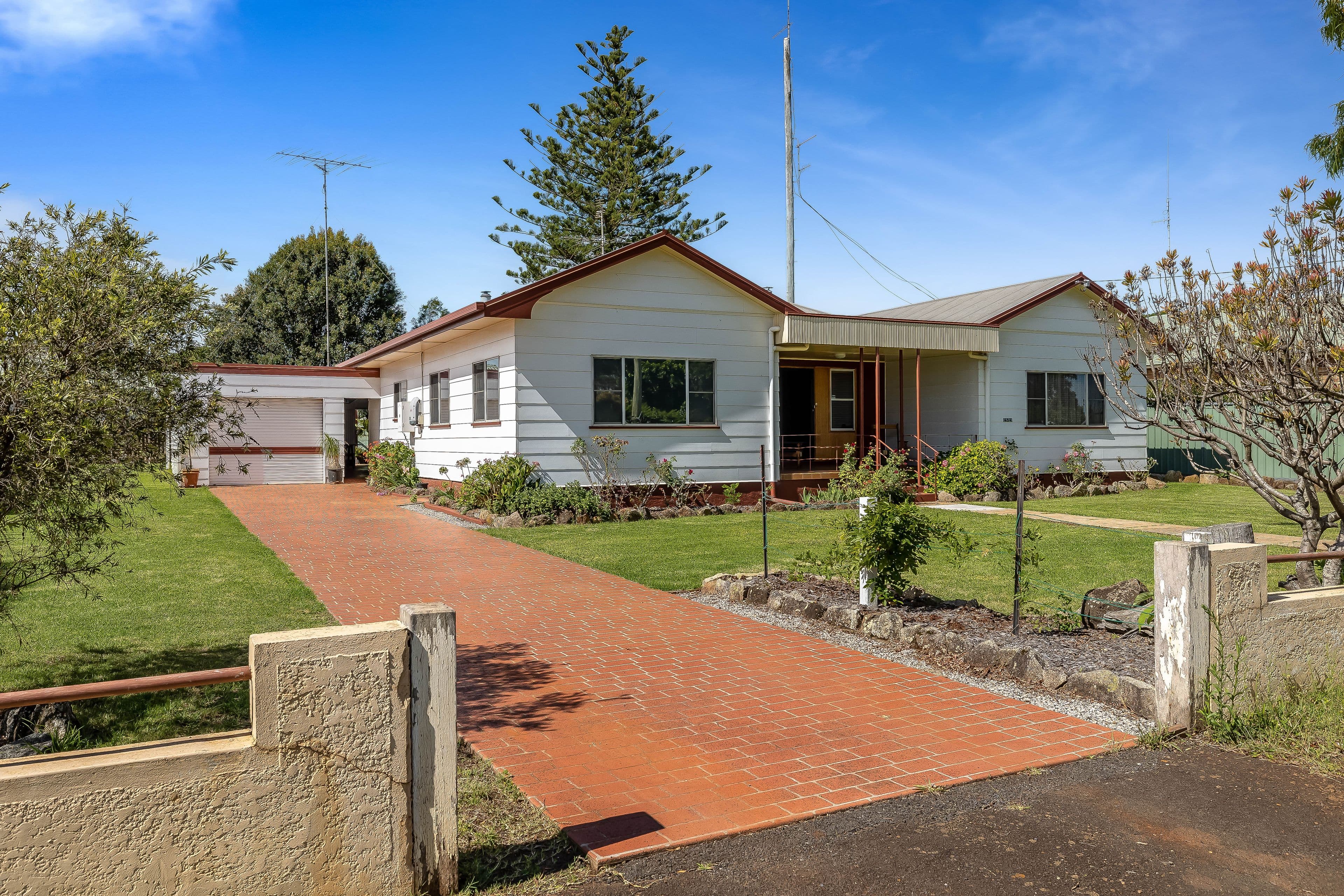 464 Alderley Street, Harristown QLD 4350, Harristown - Thumbnail 2