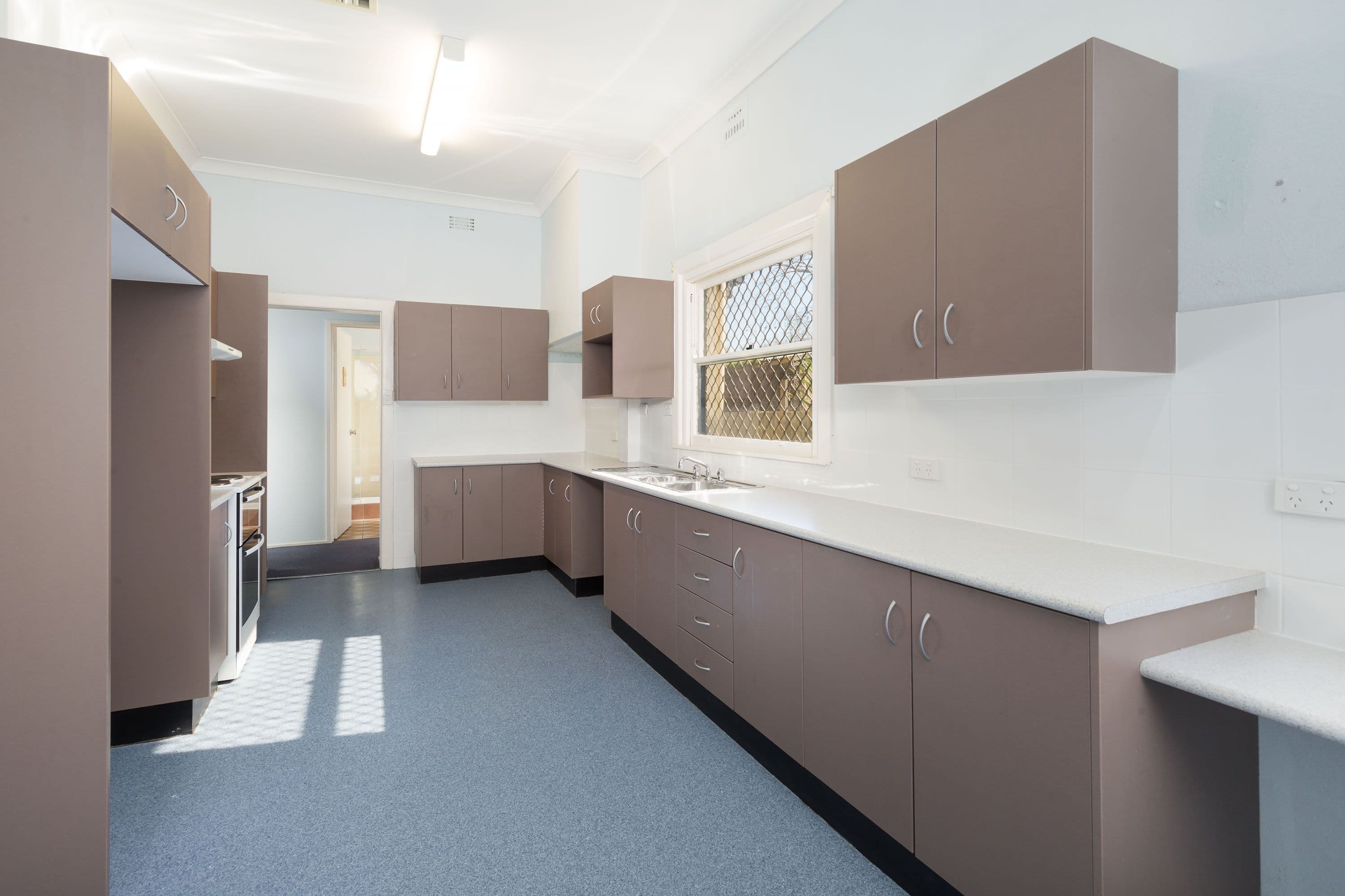 329 Macauley Street, South Albury - Thumbnail 4
