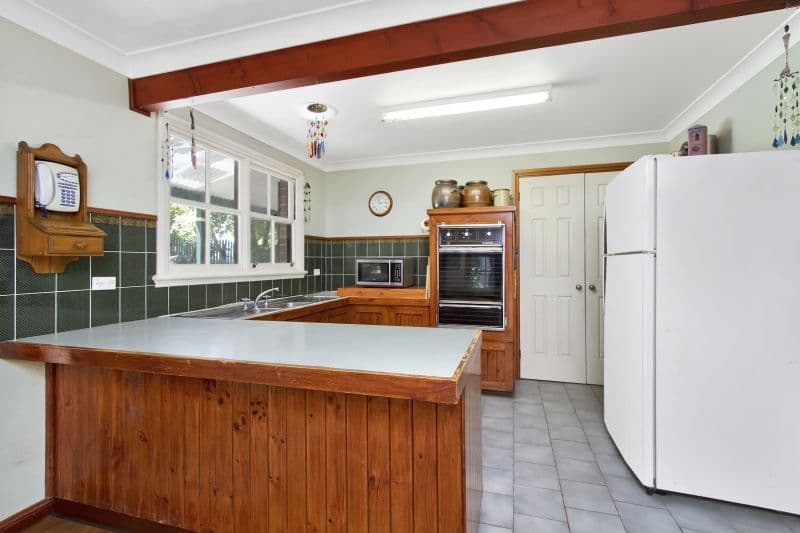 29 Burralow Road, Kurrajong Heights - Thumbnail 6