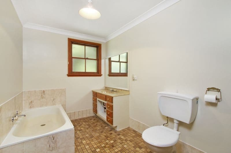 29 Burralow Road, Kurrajong Heights - Thumbnail 8