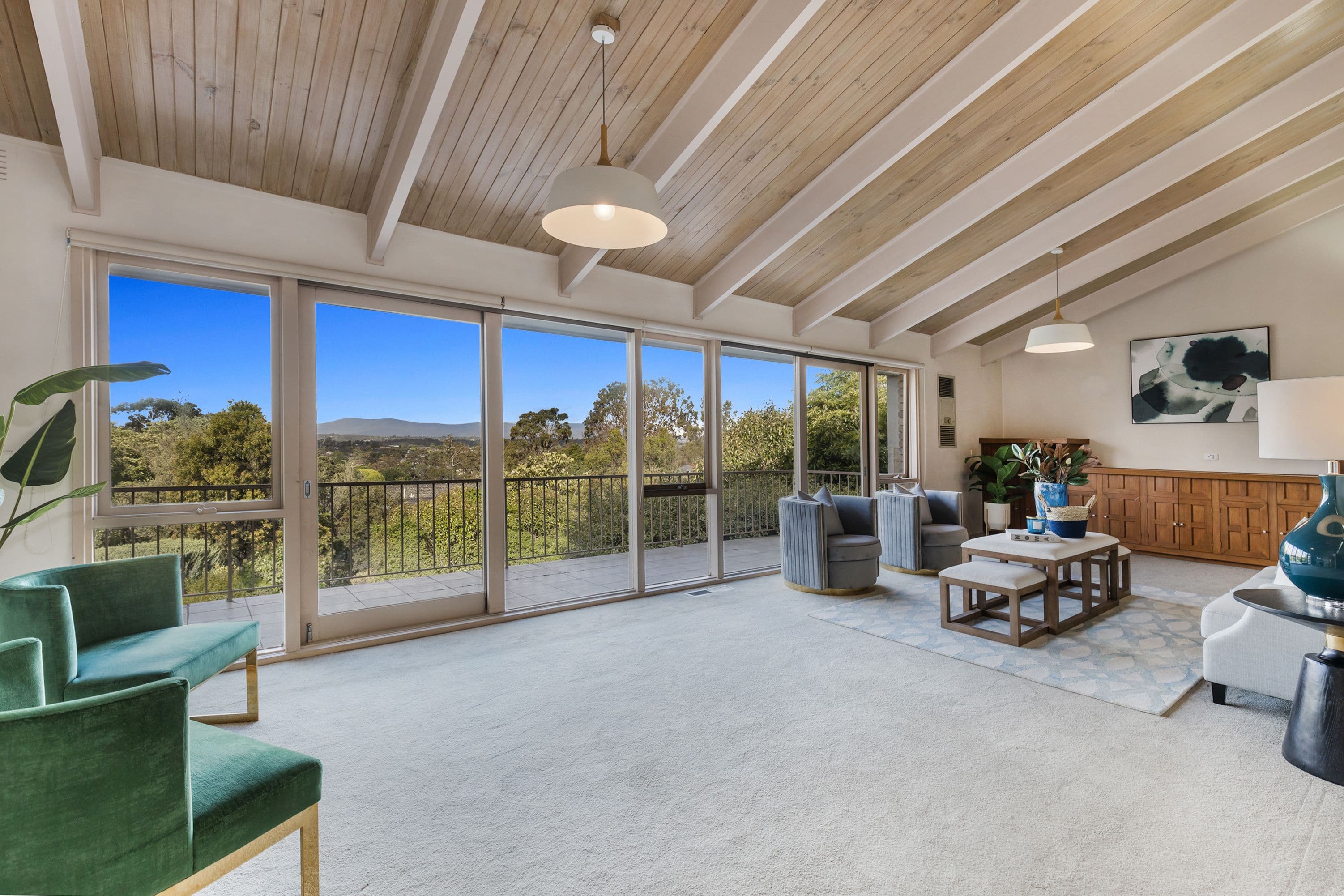 5 Ravenswood Court, Glen Waverley VIC 3150, Glen Waverley - Thumbnail 4