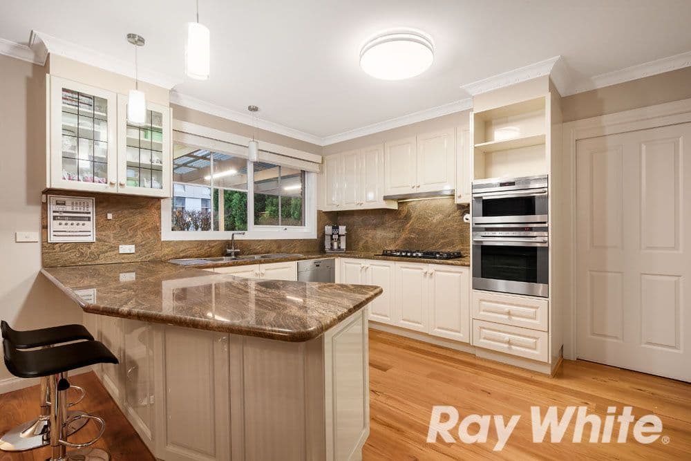 59 Freemantle Drive, Wantirna South VIC 3152, Wantirna South - Thumbnail 2