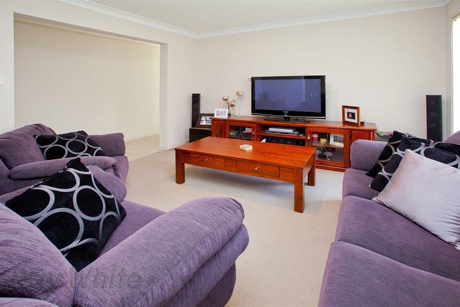 24 Dillon Avenue, AUGUSTINE HEIGHTS QLD 4300, Augustine Heights - Thumbnail 3
