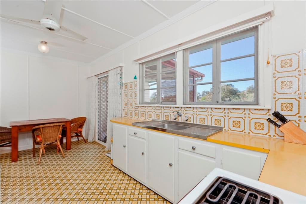 35 Love Street, HOLLAND PARK QLD 4121, Holland Park - Thumbnail 2