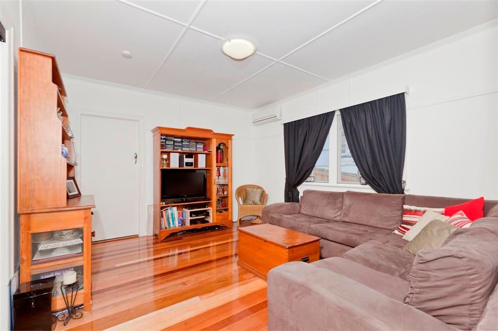 35 Love Street, HOLLAND PARK QLD 4121, Holland Park - Thumbnail 3