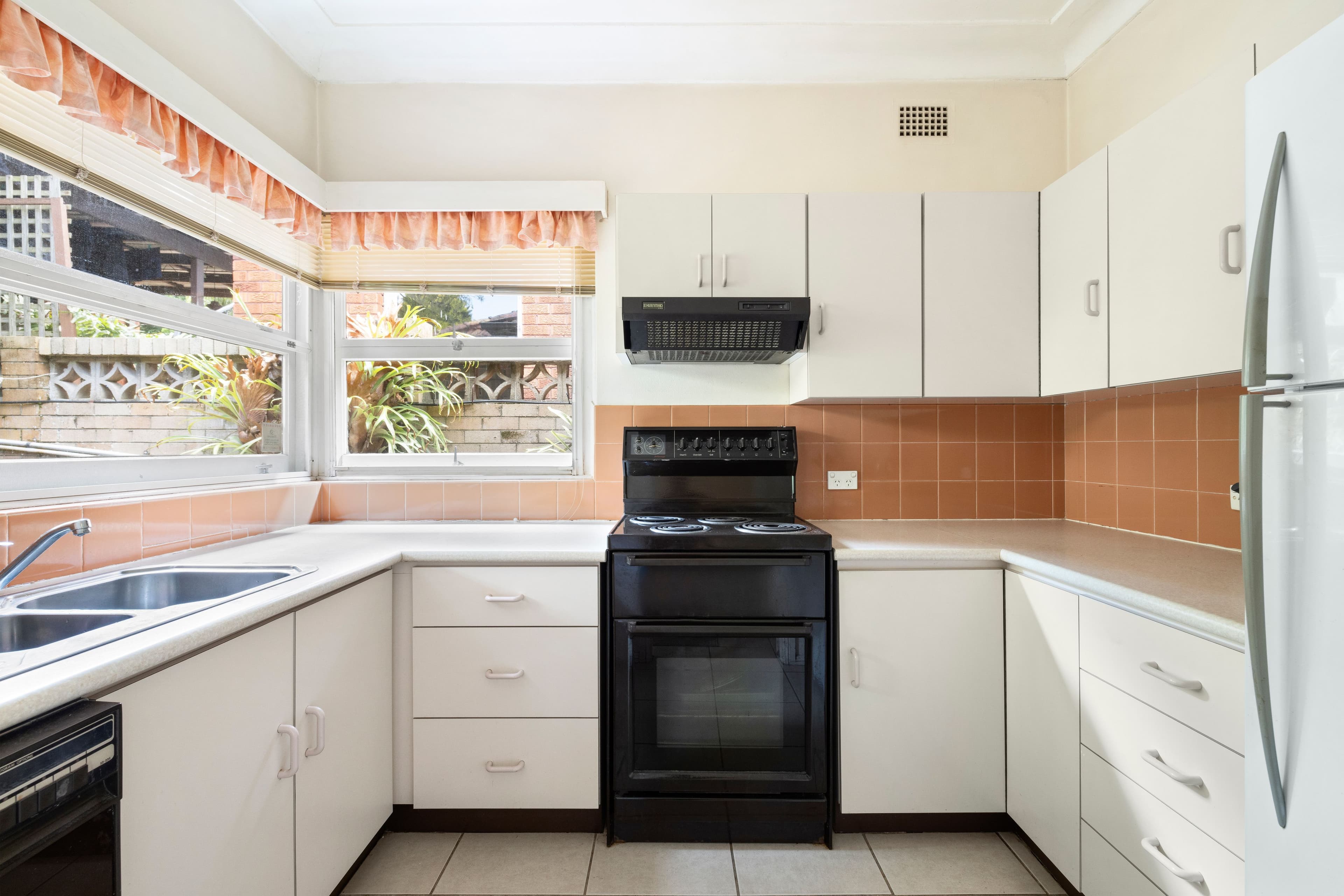 11 Sunset Place, Earlwood NSW 2206, Earlwood - Thumbnail 6