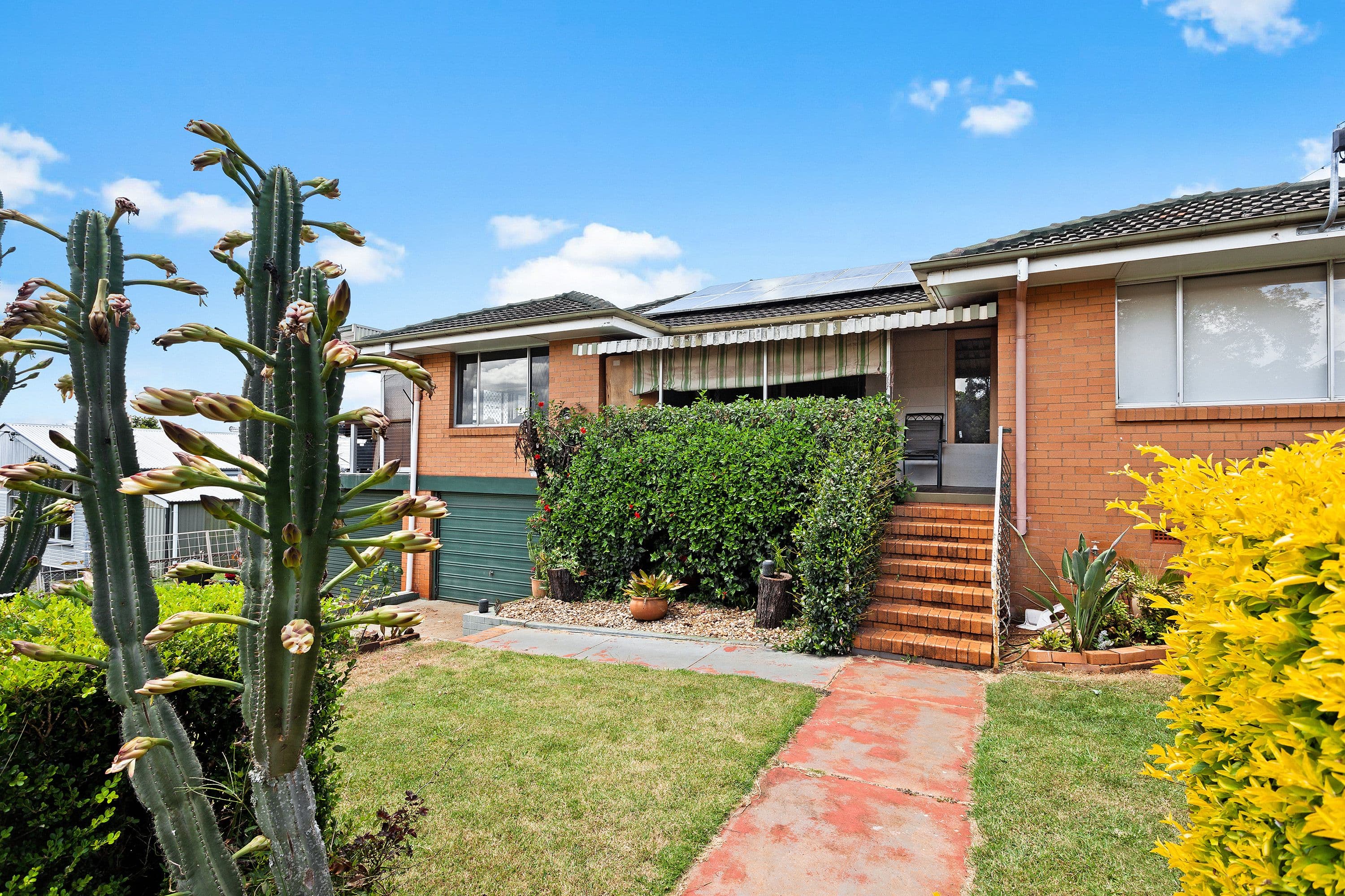 14 Hillview Avenue, Newtown QLD 4350, Newtown - Thumbnail 2