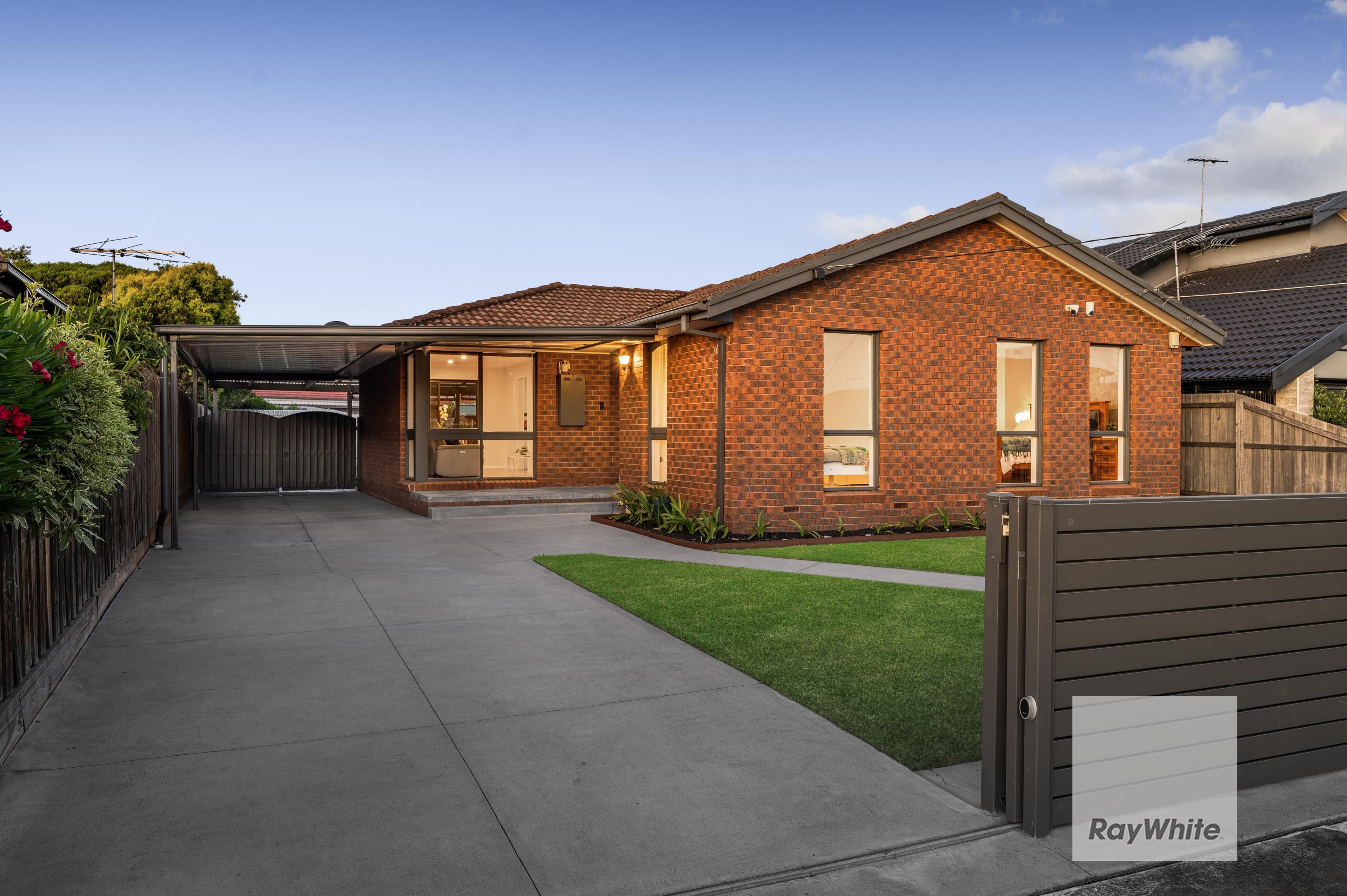 19 Cassandra Drive, Gladstone Park VIC 3043, Gladstone Park - Image 1
