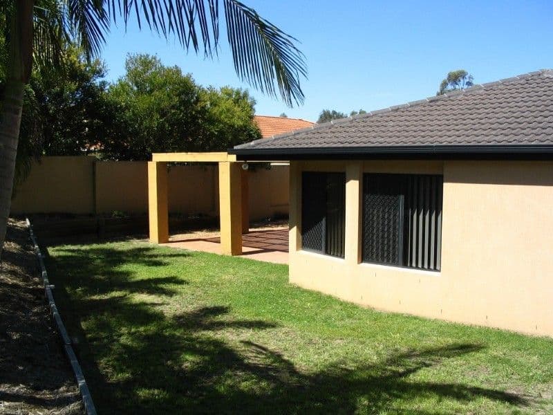 5 Herington Close, ARUNDEL QLD 4214, Arundel - Thumbnail 4