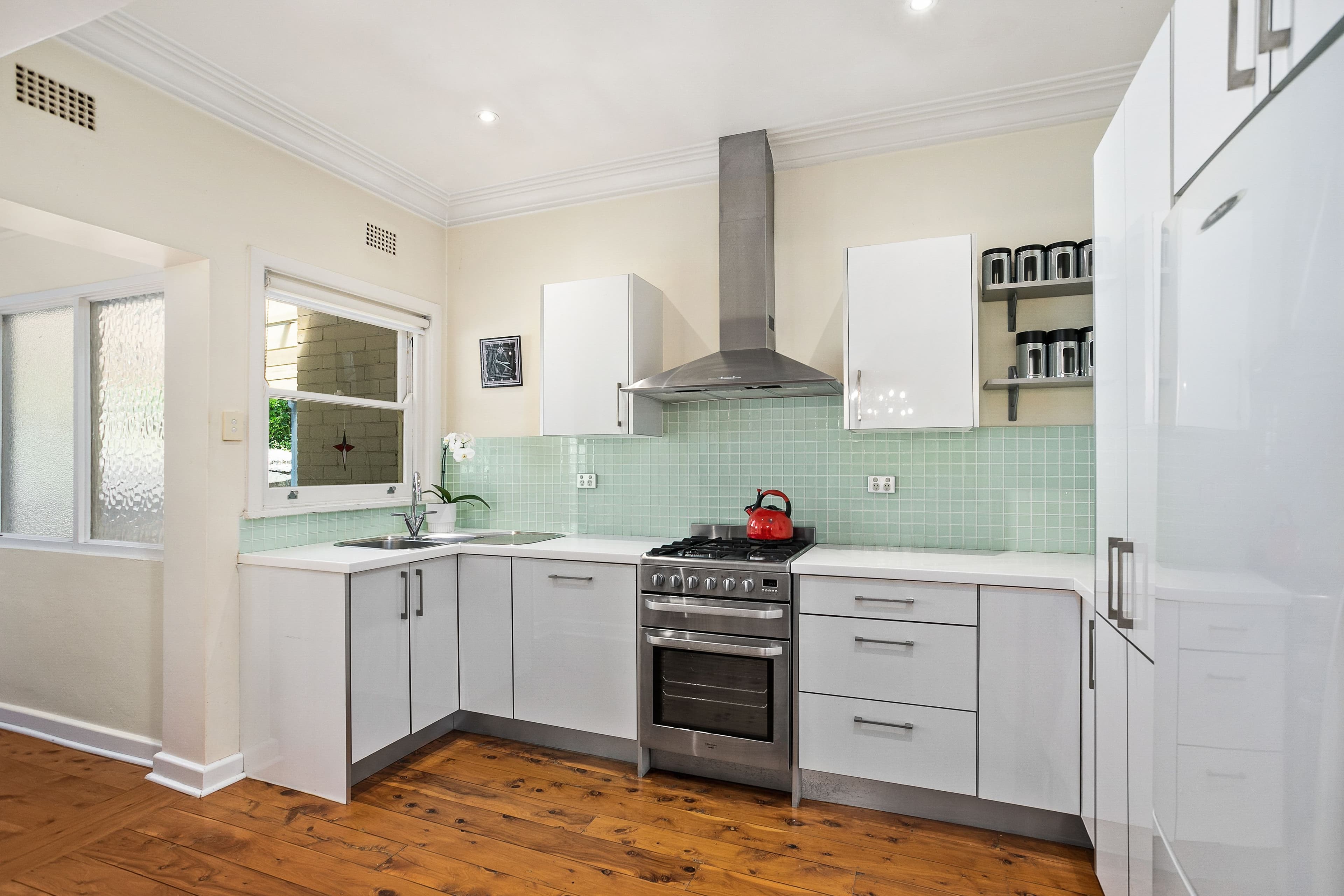 6 Borgah Street, Carss Park NSW 2221, Carss Park - Thumbnail 3