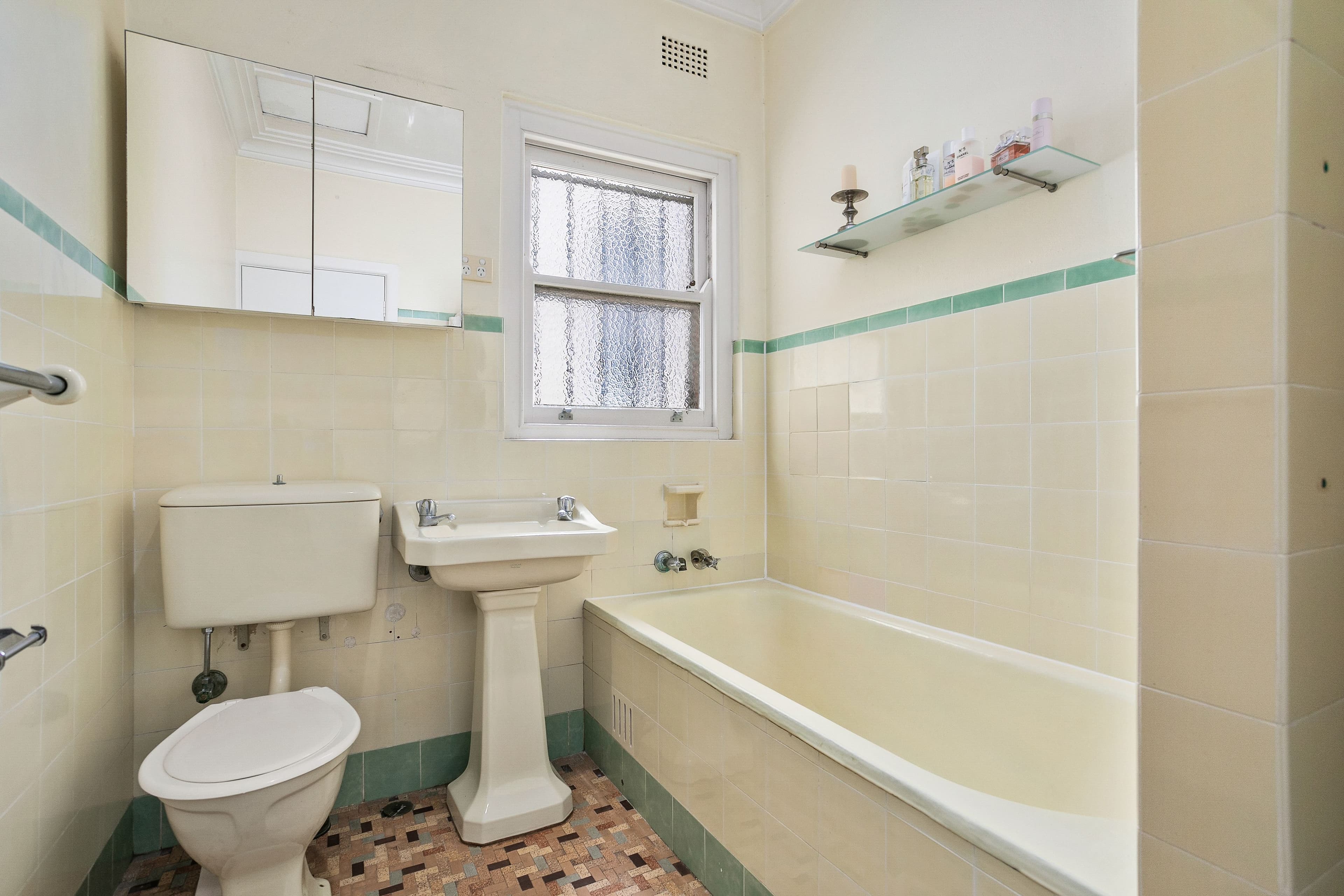 6 Borgah Street, Carss Park NSW 2221, Carss Park - Thumbnail 6