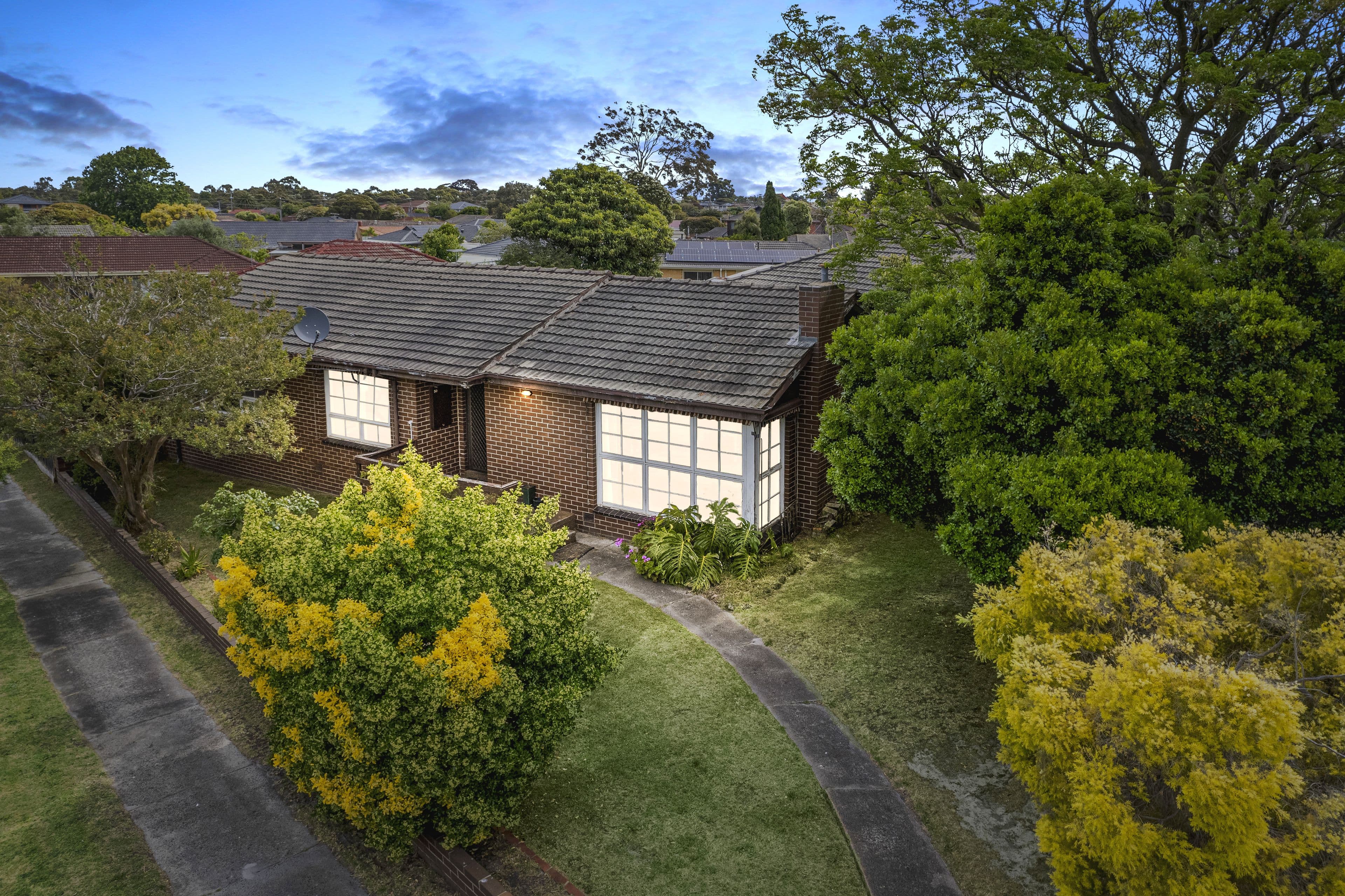 50 Wardale Road, Springvale South VIC 3172, Springvale South - Thumbnail 2