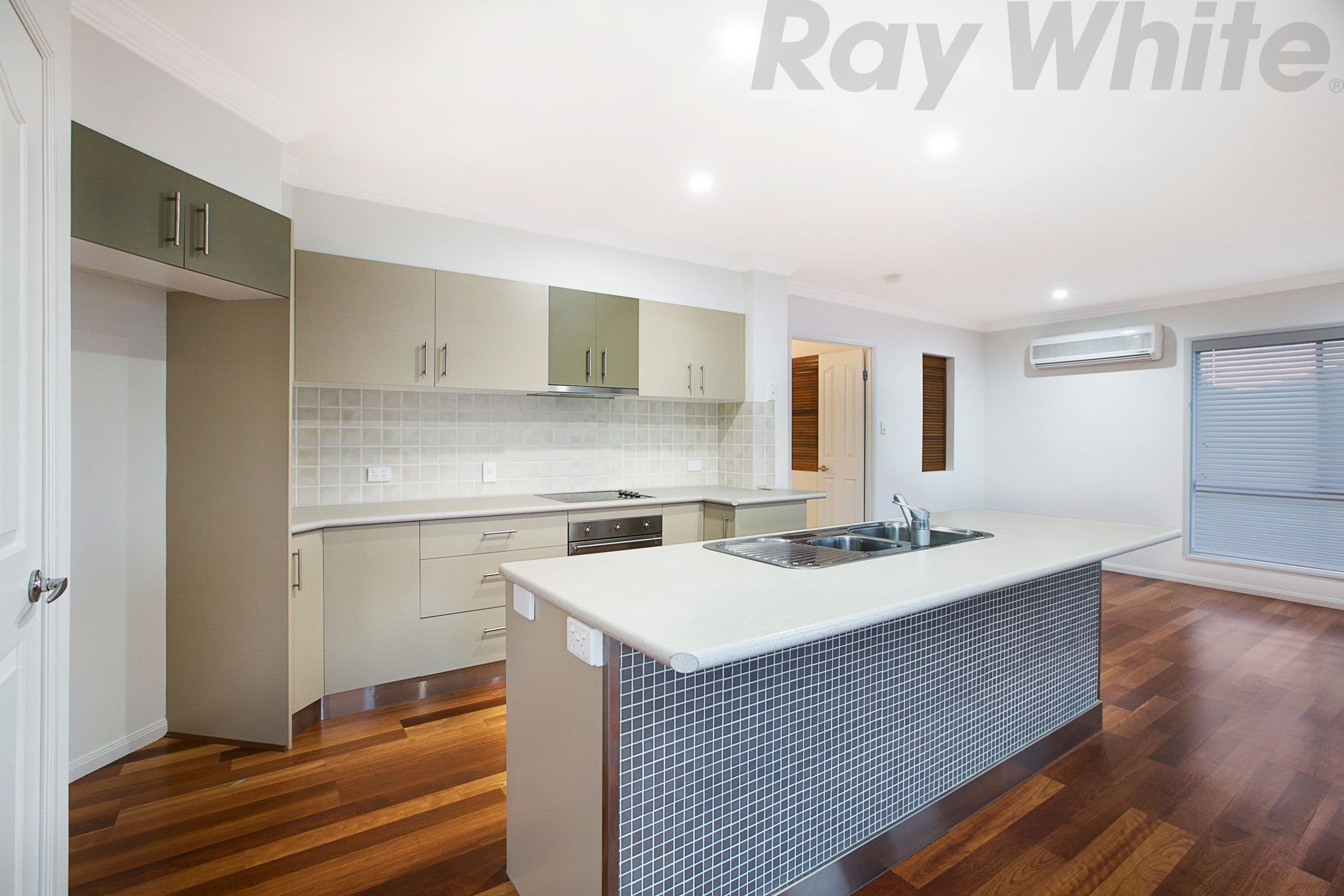 20 The Rampart, Redland Bay QLD 4165, Redland Bay - Thumbnail 5