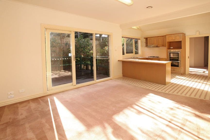 11 Campbell Street, GLEN WAVERLEY VIC 3150, Glen Waverley - Thumbnail 5