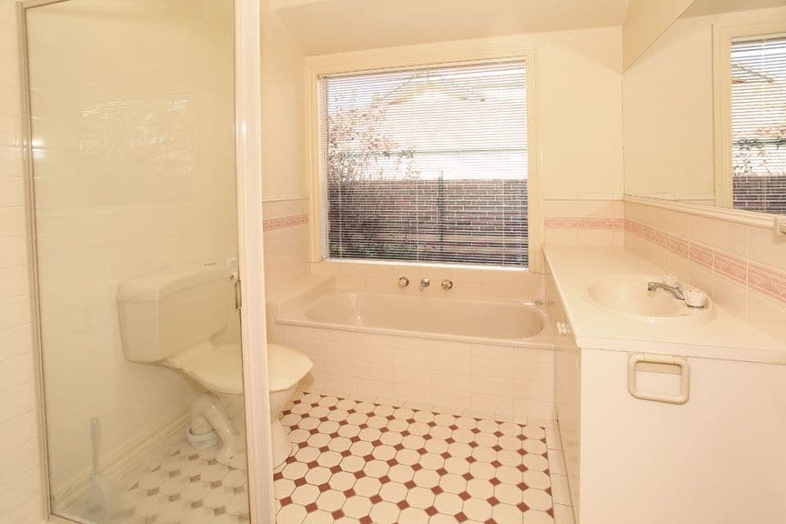 11 Campbell Street, GLEN WAVERLEY VIC 3150, Glen Waverley - Thumbnail 6