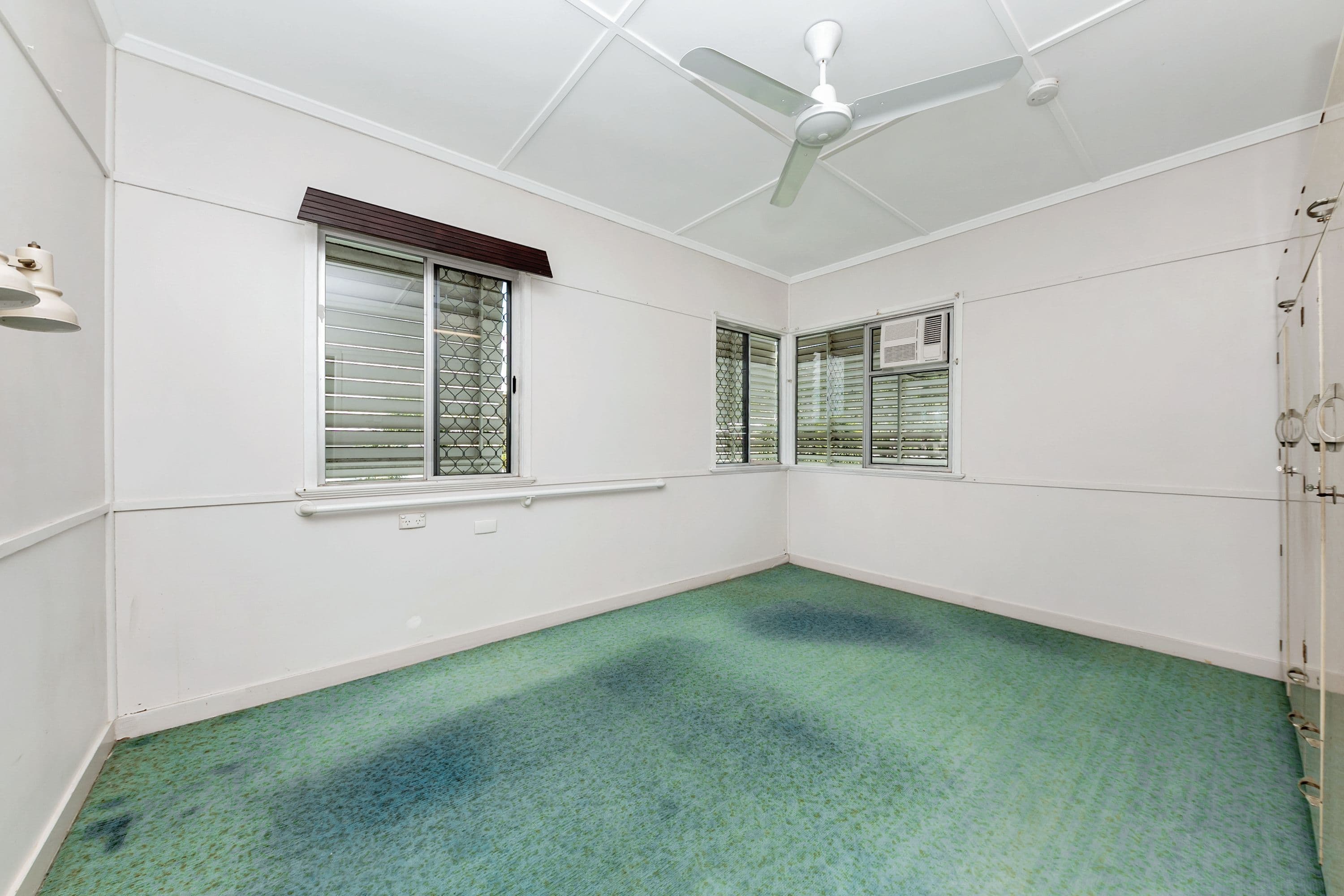 46 Munroe Street, Wulguru QLD 4811, Wulguru - Thumbnail 5