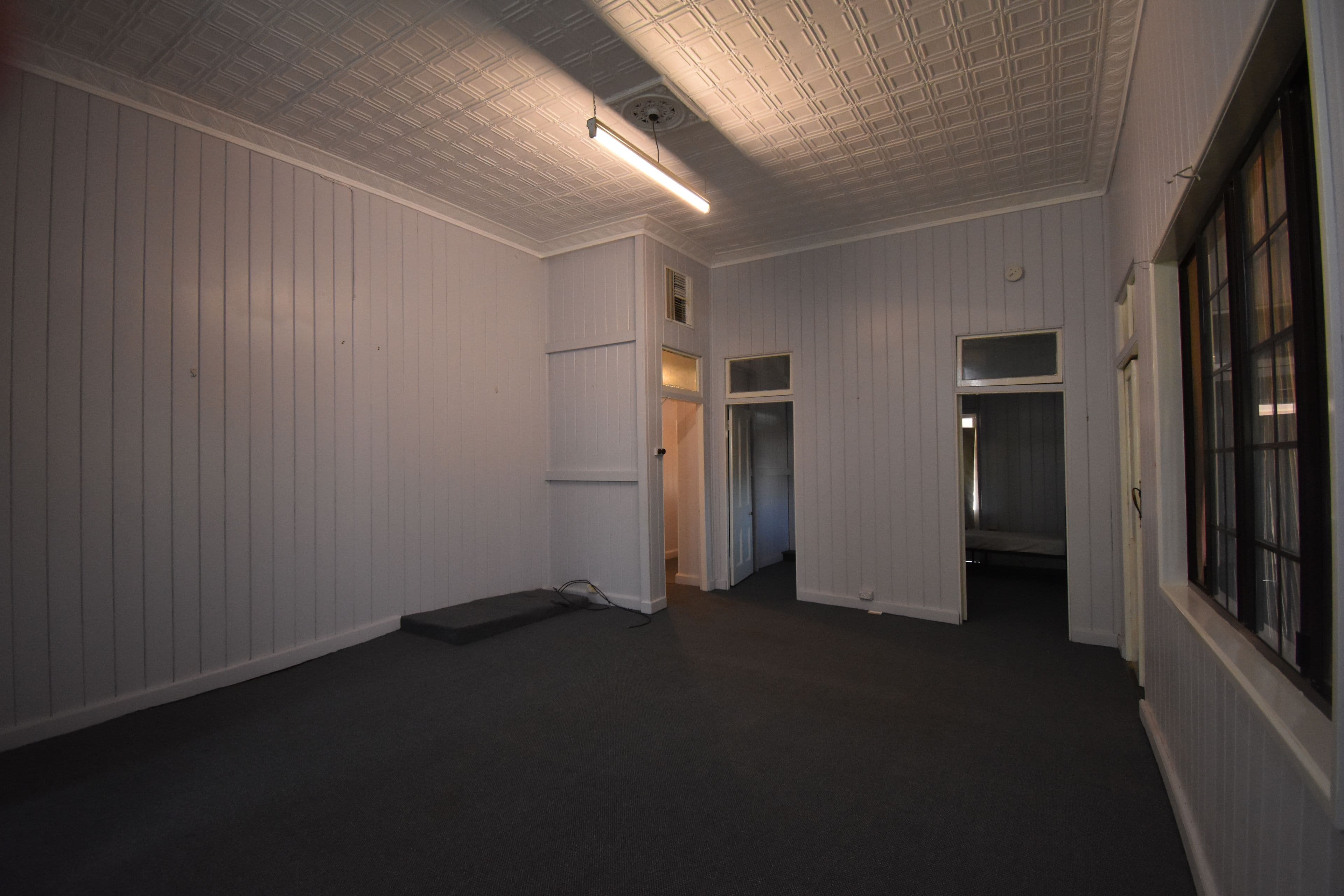 19 St Mary Street, Isisford QLD 4731, Isisford - Thumbnail 2