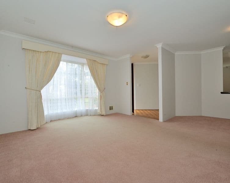 21 Gumnut Crescent, SAFETY BAY WA 6169, Safety Bay - Thumbnail 6