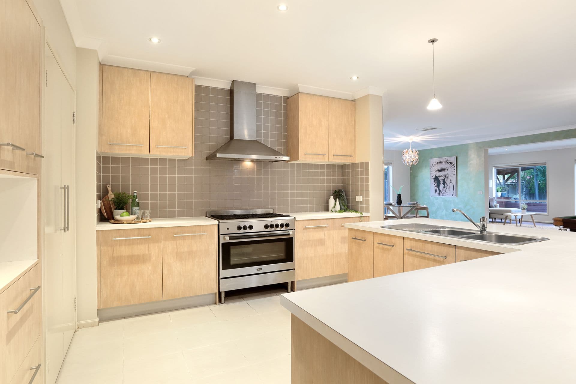 2 Tivoli Street, Point Cook VIC 3030, Point Cook - Thumbnail 6