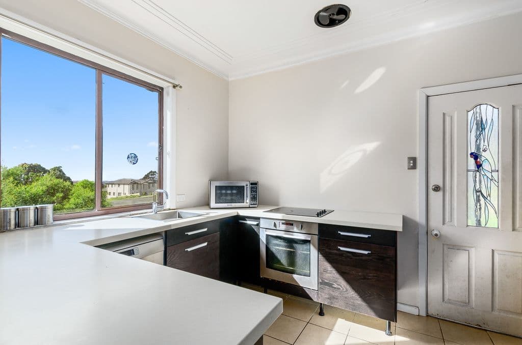 54 Grenache Drive, Shepparton, Shepparton - Thumbnail 4