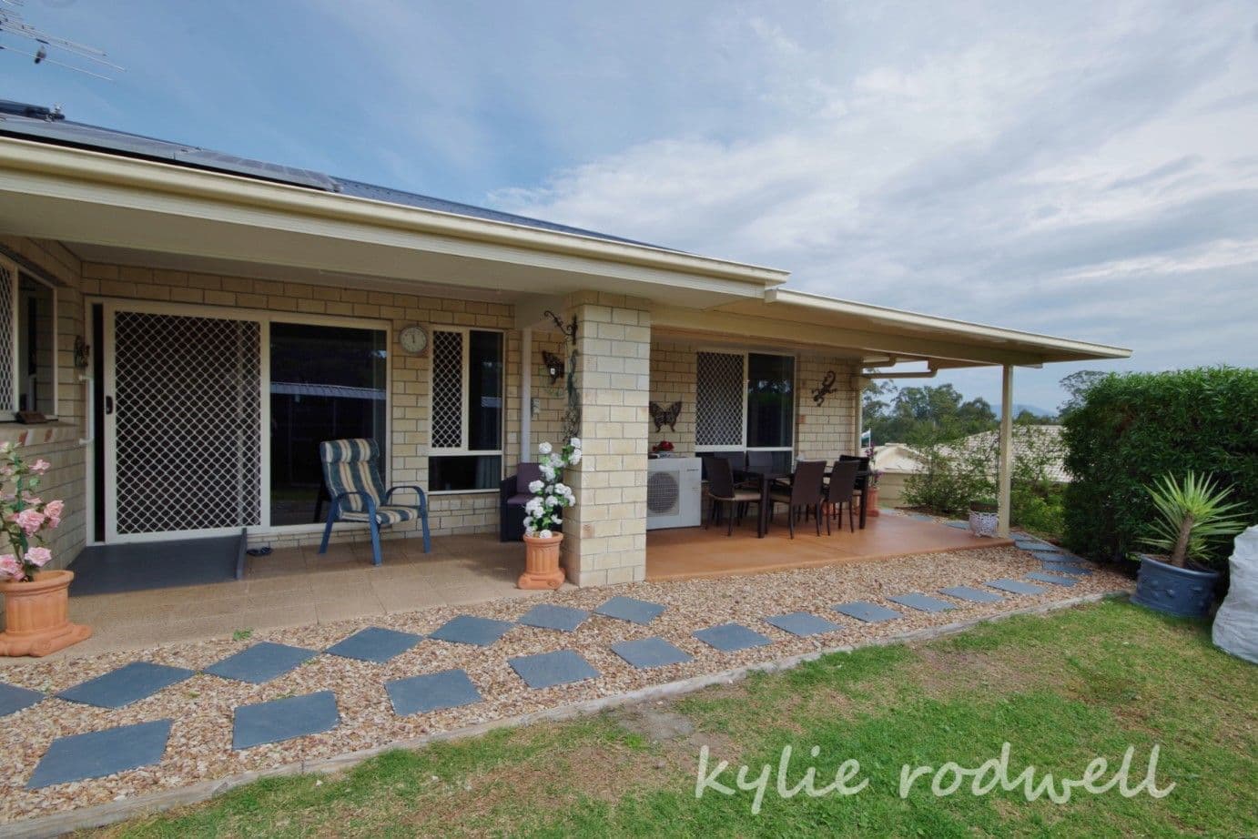102 Carrigan Way, Gleneagle QLD 4285, Gleneagle - Thumbnail 2