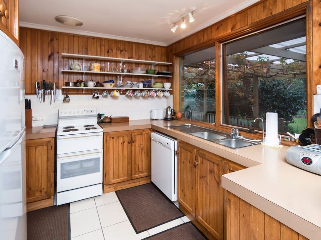 10 Lewis Avenue, MOUNT BARKER SA 5251, Mount Barker - Thumbnail 2