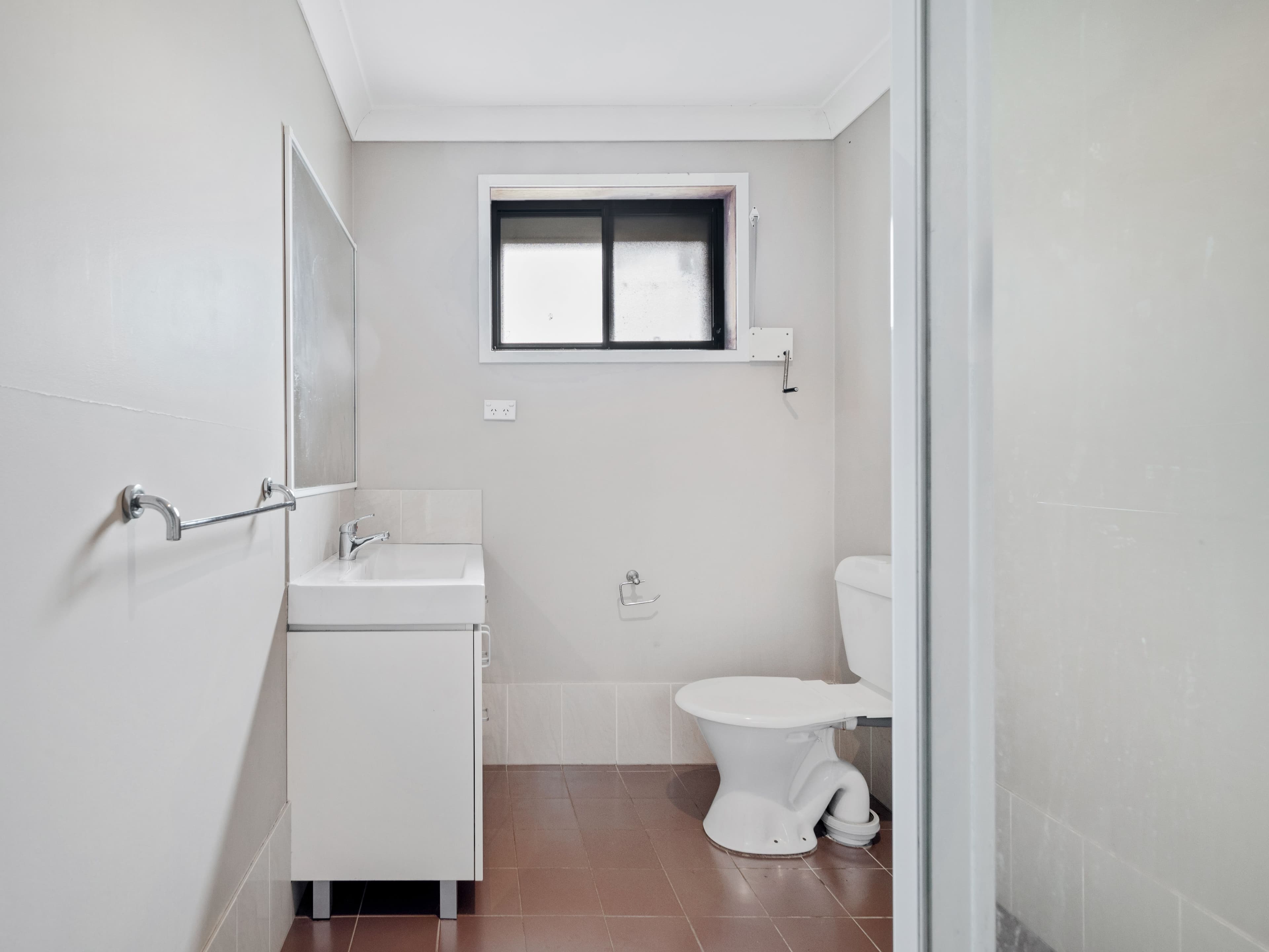 6 Brett Place, Ingleburn NSW 2565, Ingleburn - Thumbnail 8