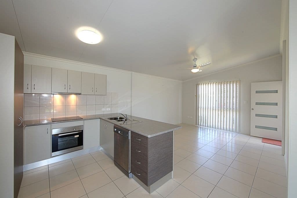 49 Dawson Avenue, THABEBAN QLD 4670, Thabeban - Thumbnail 4