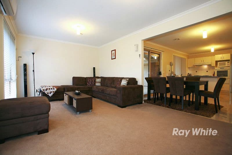 26 Miralie Way, CRANBOURNE VIC 3977, Cranbourne West - Thumbnail 3