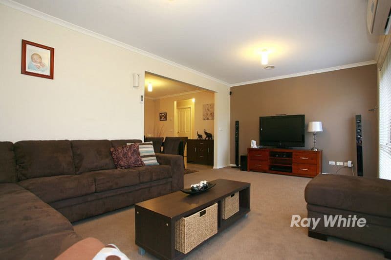 26 Miralie Way, CRANBOURNE VIC 3977, Cranbourne West - Thumbnail 4